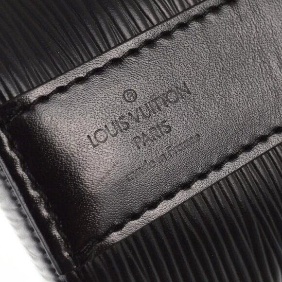 Louis Vuitton Black Epi Sac Depaule PM Shoulder Bag - Picture 7 of 10